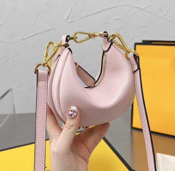 new evening bags fashion luxury genuine leather handbag designer women's bottom letters crossbody bags chain shoulder bag mobile phone
new evening bags fashion luxury genuine leather handbag designer women's bottom letters crossbody bags chain shoulder bag mobile phone
