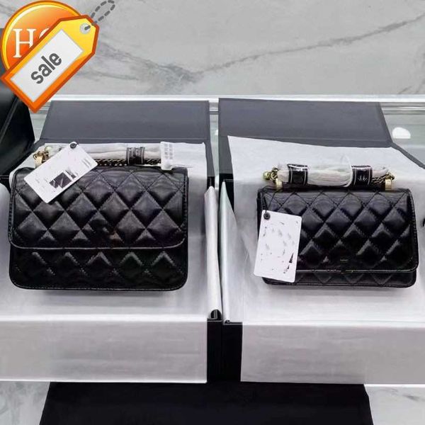 luxury designer single shoulder bags women's stylish high appearance level crossbody versatile portable small square factory direct sal
luxury designer single shoulder bags women's stylish high appearance level crossbody versatile portable small square factory direct sal