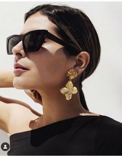 2023 glasses sunglasses trendy and stylish style sl276 sunglasses high appearance personalized pgraphy, White;black
2023 glasses sunglasses trendy and stylish style sl276 sunglasses high appearance personalized pgraphy, White;black