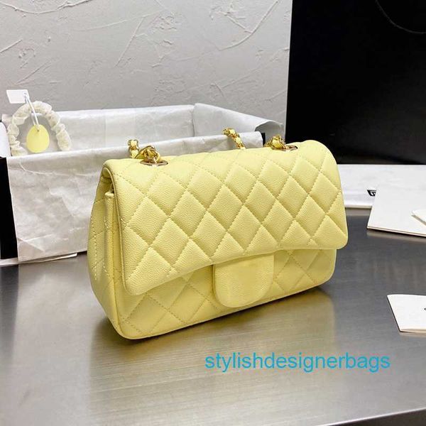 shoulder bags 22ss shoulder bags classic mini flap square purse genuine leather women crossbody gold metal hardware caviar calfskin leather
shoulder bags 22ss shoulder bags classic mini flap square purse genuine leather women crossbody gold metal hardware caviar calfskin leather