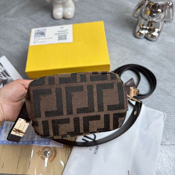 brand 23ss day packs medieval bag women's bag vintag light bag net red hand crossbody bag brown with box
brand 23ss day packs medieval bag women's bag vintag light bag net red hand crossbody bag brown with box