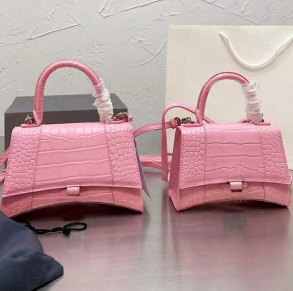 evening bags 2023 a luxury designer hourglass bag ladies crocodile pattern shoulder bags leather ladiess handbag presbyopia wallet messenger
evening bags 2023 a luxury designer hourglass bag ladies crocodile pattern shoulder bags leather ladiess handbag presbyopia wallet messenger