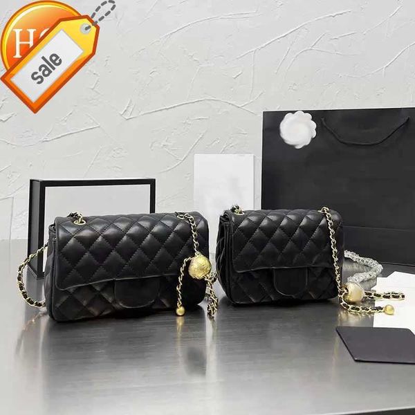 luxury designers shoulder bags ladies mini clamshell crossbody texture solid color sheepskin gold ball adjustable chain envelope factory dir
luxury designers shoulder bags ladies mini clamshell crossbody texture solid color sheepskin gold ball adjustable chain envelope factory dir