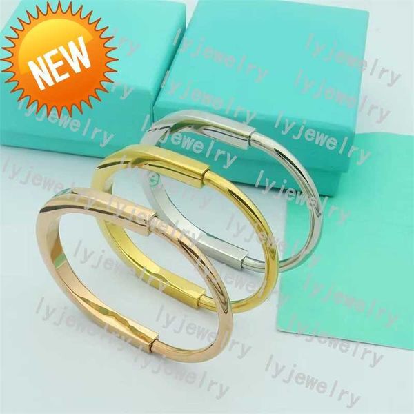 luxury lock bracelet designer for women love bangles cjeweler silver rose gold titanium steel jewelry mens lock bangle never fade not allerg, Black
luxury lock bracelet designer for women love bangles cjeweler silver rose gold titanium steel jewelry mens lock bangle never fade not allerg, Black