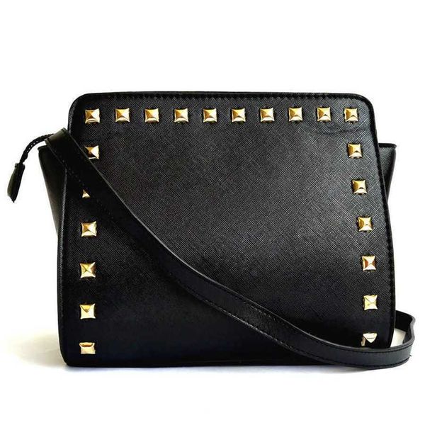 purses bag women's autumn new rivet fashion trend one shoulder crossbody cross pattern pu leather clearance sale
purses bag women's autumn new rivet fashion trend one shoulder crossbody cross pattern pu leather clearance sale