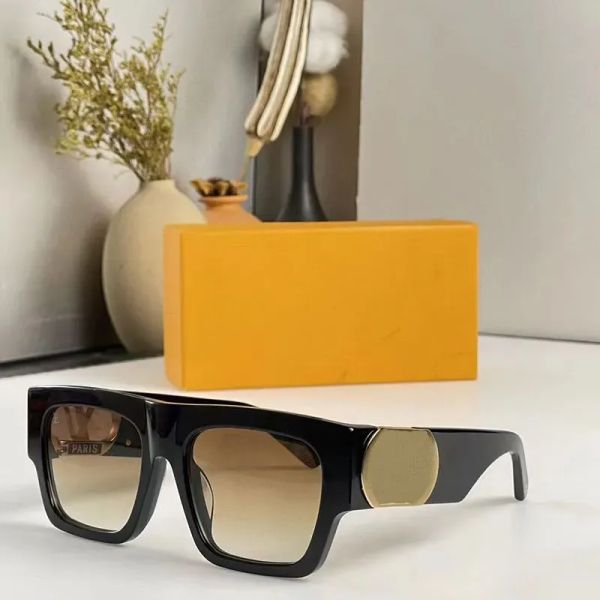 oversized sunglasses forwomen chunky plate 1476 hollowed out mirror leg electroplating gold logo sun with sacoche sunglasses designer origin, White;black
oversized sunglasses forwomen chunky plate 1476 hollowed out mirror leg electroplating gold logo sun with sacoche sunglasses designer origin, White;black