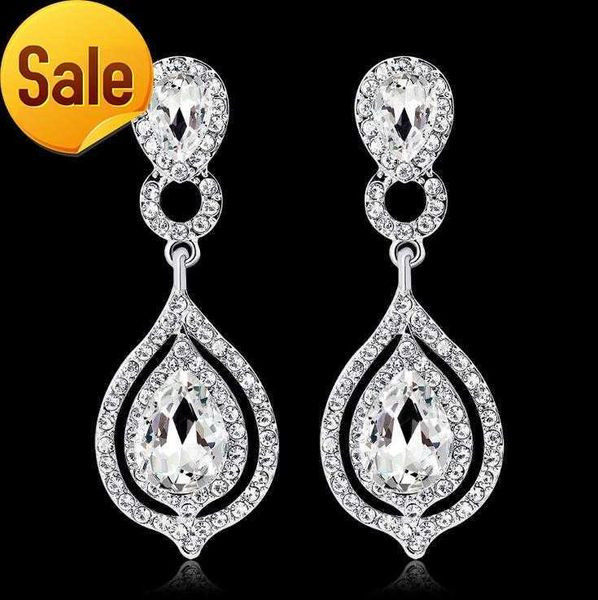 fashion crystal wedding jewelry bride earrings full rhinestone water drop cubic zirconia studs eardrop dangle earrings women party gift, Silver
fashion crystal wedding jewelry bride earrings full rhinestone water drop cubic zirconia studs eardrop dangle earrings women party gift, Silver