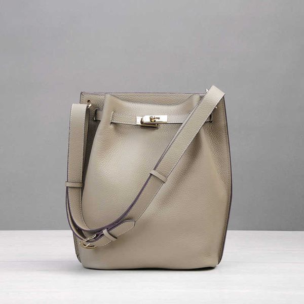 genuine bag h ermess kellies handbag genuine leather 2023 crossbody bag casual shoulder bag trend cowhide bag
genuine bag h ermess kellies handbag genuine leather 2023 crossbody bag casual shoulder bag trend cowhide bag