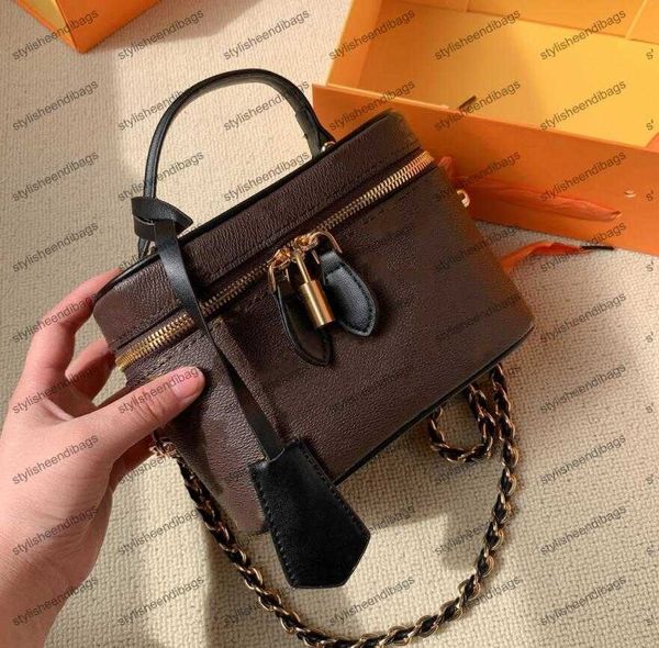 stylisheendibags totes 2023 designers cosmetic bags nice series women shoulder bags fashion makeup toiletry bag crossbody lady handbags
stylisheendibags totes 2023 designers cosmetic bags nice series women shoulder bags fashion makeup toiletry bag crossbody lady handbags