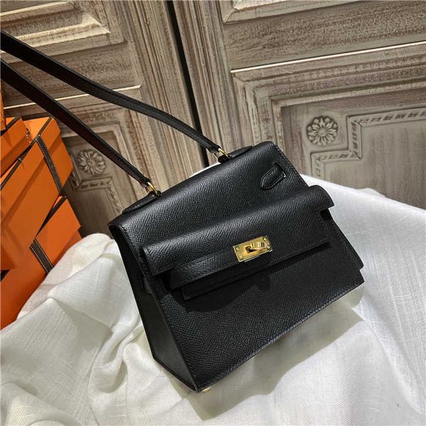genuine bag h ermess kellies handbag color wax thread hand irregular double-sided shoulder with black epsom cowhide
genuine bag h ermess kellies handbag color wax thread hand irregular double-sided shoulder with black epsom cowhide
