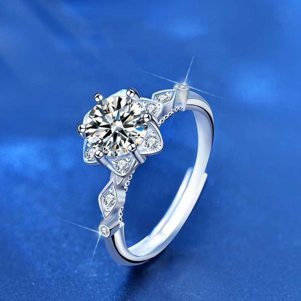 Wedding Rings Free Shipping To USA Luxury Shiny 5A Zircon Moissanite Hearts and arrows Wedding Rings Women Platinum Plating star Ring
Wedding Rings Free Shipping To USA Luxury Shiny 5A Zircon Moissanite Hearts and arrows Wedding Rings Women Platinum Plating star Ring