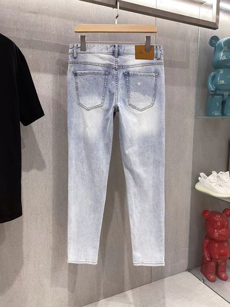 designer men's brands washed blue embroidery simple circle jeans european and american style elastic wear-resistant fabric youth casual
designer men's brands washed blue embroidery simple circle jeans european and american style elastic wear-resistant fabric youth casual