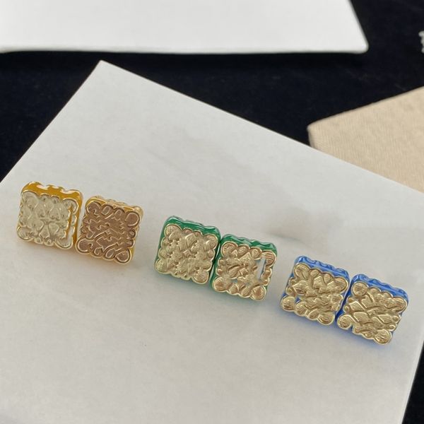 2023 Hollow out earrings, women's luxury designer jewelry, gold letter necklace, men's classic brand set, dress decoration 18k gold 01
2023 Hollow out earrings, women's luxury designer jewelry, gold letter necklace, men's classic brand set, dress decoration 18k gold 01