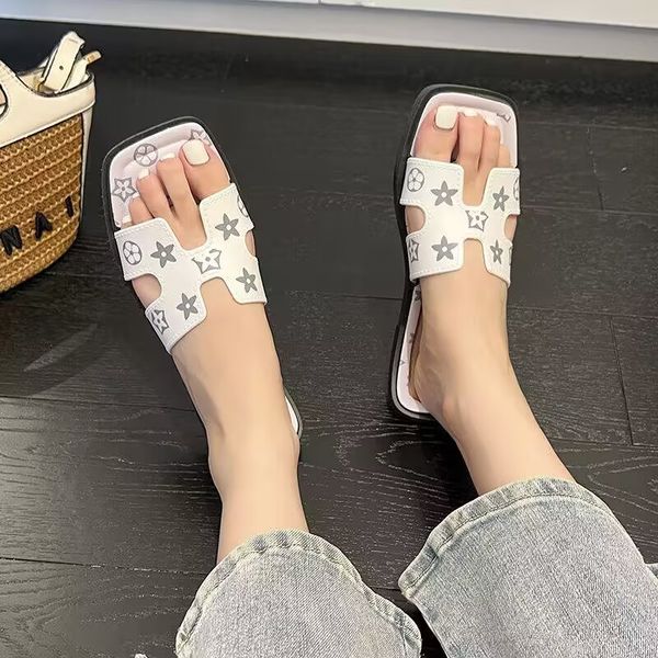 2023 summer slippers women's fashion design personality casual outdoor comfort non-slip light beach sandals, Black
2023 summer slippers women's fashion design personality casual outdoor comfort non-slip light beach sandals, Black