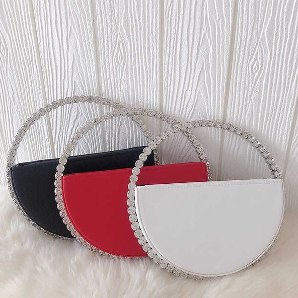 evening bags handbags for women 2023 designer luxury diamond fashion half moon purses and banquet bag match party 230427
evening bags handbags for women 2023 designer luxury diamond fashion half moon purses and banquet bag match party 230427