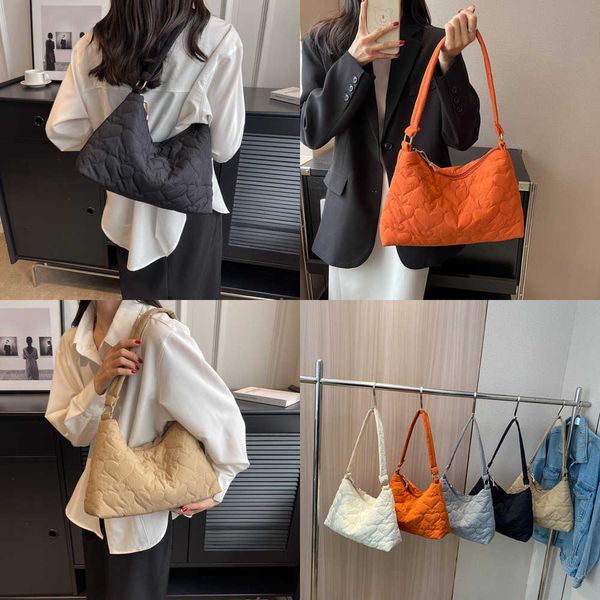 nxy big soft fabric shoulder side bag for women spring trend fashion design cloth hand bags female handbags tote 230424 
nxy big soft fabric shoulder side bag for women spring trend fashion design cloth hand bags female handbags tote 230424