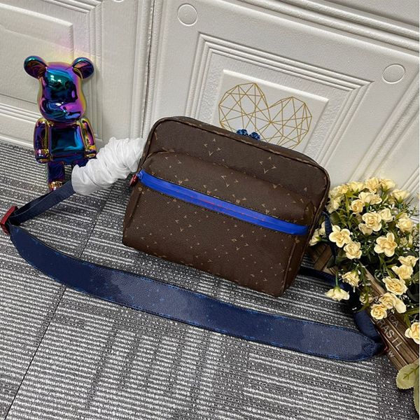 fashion designer bag wallet luxury leather quality men and women postman bags outside tumi backpack
fashion designer bag wallet luxury leather quality men and women postman bags outside tumi backpack