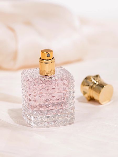 Roma Perfume Donna Women Fragrance 100ml 3.3fl.oz Eau De Parfum Long Lasting Floral Woman Cologne Spray Body Mist Fast Ship High Quality
Roma Perfume Donna Women Fragrance 100ml 3.3fl.oz Eau De Parfum Long Lasting Floral Woman Cologne Spray Body Mist Fast Ship High Quality
