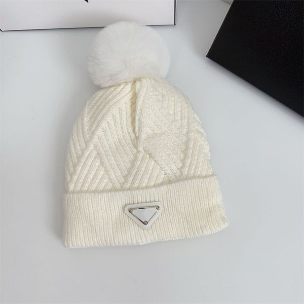 Luxury Brand Designer Beanie Knitted Hats Fashion Knitted Winter Hat Women Girls Fashion Versatile Casual Brimless Hats Warm Cashmere Hats Dropshipping, Red
Luxury Brand Designer Beanie Knitted Hats Fashion Knitted Winter Hat Women Girls Fashion Versatile Casual Brimless Hats Warm Cashmere Hats Dropshipping, Red