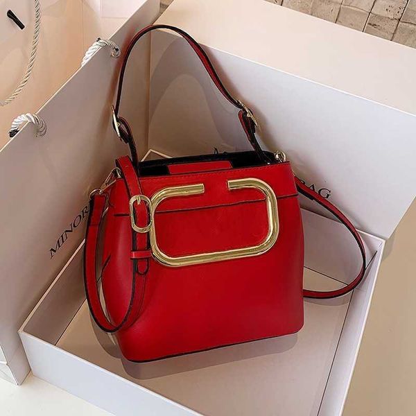 women's designer bags tote 2023 new bucket single shoulder hand messenger small fashion woman's handbags factory direct sales
women's designer bags tote 2023 new bucket single shoulder hand messenger small fashion woman's handbags factory direct sales