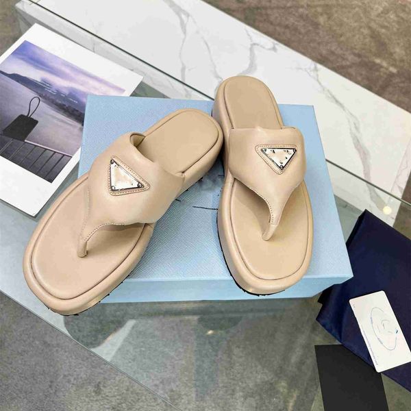 fashion leisure time slippers ladies soles comfortable prad lovers four seasons sandals factory direct sale special offer gp6, Black
fashion leisure time slippers ladies soles comfortable prad lovers four seasons sandals factory direct sale special offer gp6, Black