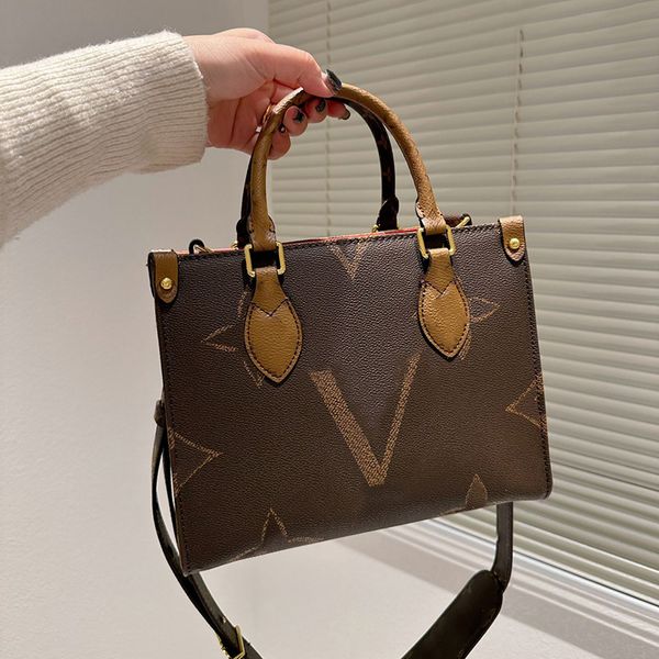 womens designer onthego handle totes bags old flower two-tone shopping street purse with heart brooch adjustable shoulder strap shoulder han
womens designer onthego handle totes bags old flower two-tone shopping street purse with heart brooch adjustable shoulder strap shoulder han