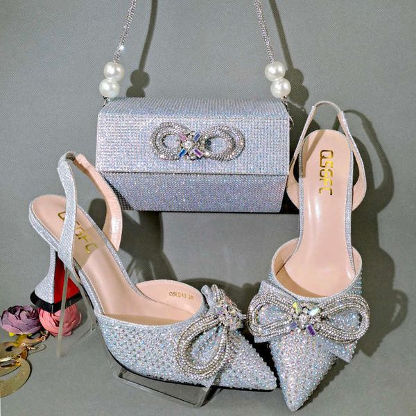 silver color popular pointed full of diamonds and shiny shoes with bag banquet shoes and bags and friends party 0203, Black
silver color popular pointed full of diamonds and shiny shoes with bag banquet shoes and bags and friends party 0203, Black