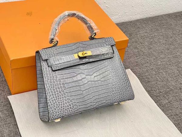 woman tote bag fashion classic handbags leather kellies shoulder generation crocodile pattern gold metal accessories original packaging
woman tote bag fashion classic handbags leather kellies shoulder generation crocodile pattern gold metal accessories original packaging