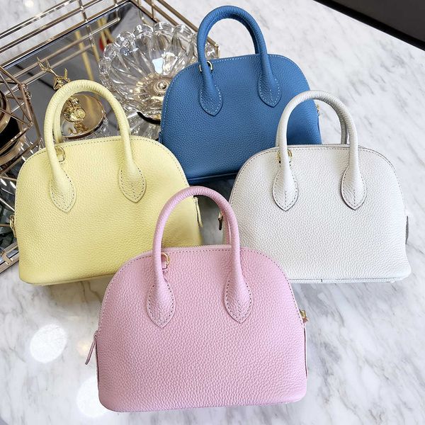 handbags designer her bags fashion luxury brand mini leather lychee pattern bowling layer cowhide portable elegant classic tote messenger 0s
handbags designer her bags fashion luxury brand mini leather lychee pattern bowling layer cowhide portable elegant classic tote messenger 0s