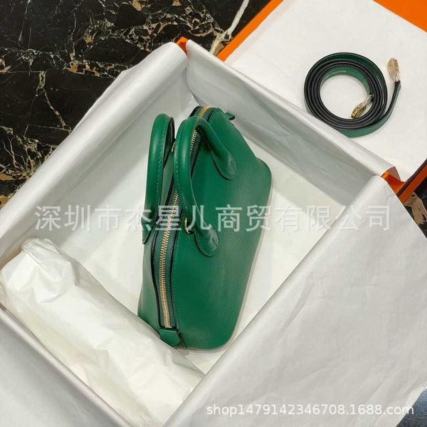 handbags designer her bags fashion luxury brand high pure hand sewn mini bolide bowling bag chevre goat skin velvet greenelegant classic tot
handbags designer her bags fashion luxury brand high pure hand sewn mini bolide bowling bag chevre goat skin velvet greenelegant classic tot