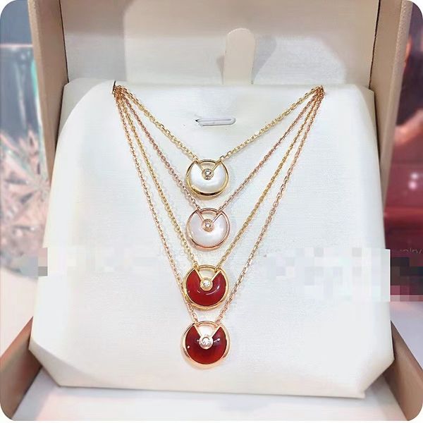 fashion designer necklace luxury 18k gold pendant white shell green black red jewelry european and american amulet necklace factory, Silver
fashion designer necklace luxury 18k gold pendant white shell green black red jewelry european and american amulet necklace factory, Silver