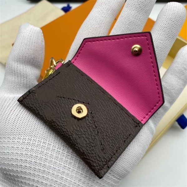 luxurys keychain key ring bag chain case handbags hook designer keys holder packet bag hanger airpods cases earphone accessories mini clutch, Red;black
luxurys keychain key ring bag chain case handbags hook designer keys holder packet bag hanger airpods cases earphone accessories mini clutch, Red;black