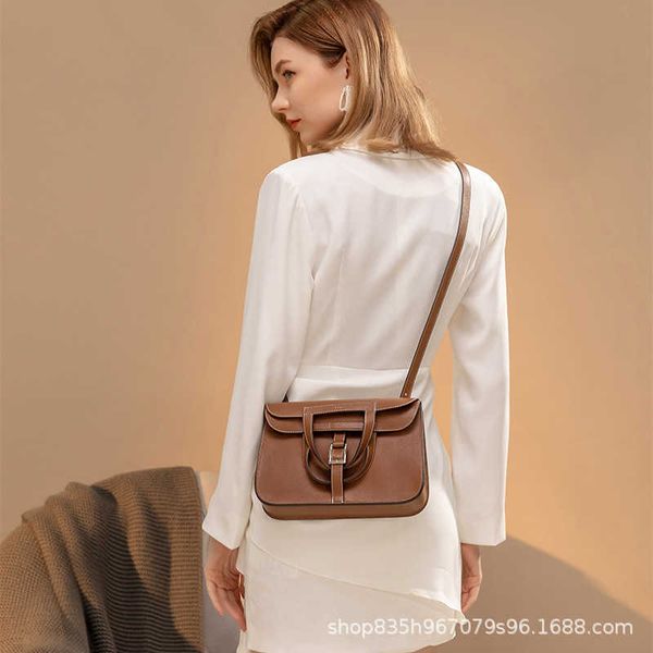 handbags designer her bags fashion luxury brand messenger kinds method silver buckle horseshoe women leatherelegant classic tote bvhi
handbags designer her bags fashion luxury brand messenger kinds method silver buckle horseshoe women leatherelegant classic tote bvhi