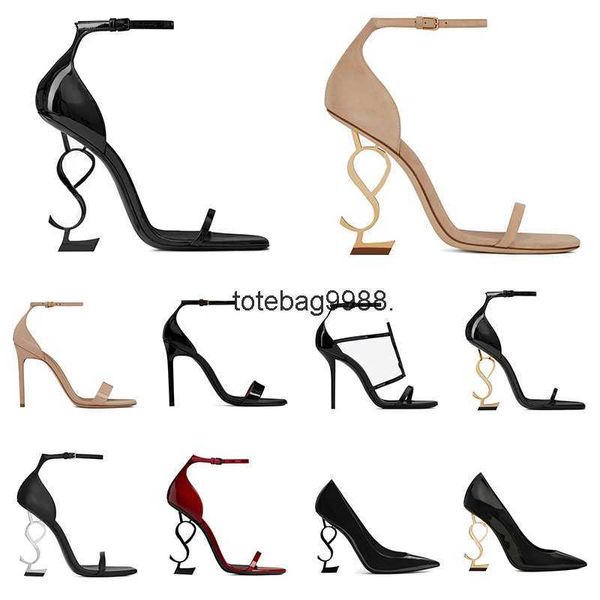 2023 women luxury dress shoes designer high heels patent leather gold tone triple black nuede red women lady fashion sandals party wedding
2023 women luxury dress shoes designer high heels patent leather gold tone triple black nuede red women lady fashion sandals party wedding