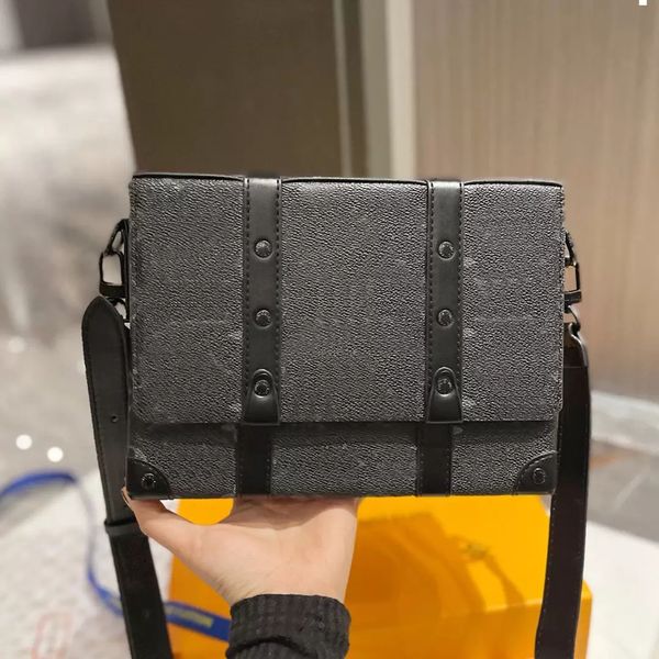 france brand classic handle soft trunk messenger bags genuine leather old flower shoulder bags handbag original hardware totes luxury design
france brand classic handle soft trunk messenger bags genuine leather old flower shoulder bags handbag original hardware totes luxury design