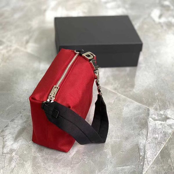 2021 new fashion king silk surface rhinestone flash diamond women's bag large capacity underarm bag small square bag one shoulder handb
2021 new fashion king silk surface rhinestone flash diamond women's bag large capacity underarm bag small square bag one shoulder handb