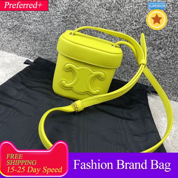 fashion leather women's bag 2023 new old flower triumphes of arches box toufu one shoulder oblique straddle
fashion leather women's bag 2023 new old flower triumphes of arches box toufu one shoulder oblique straddle