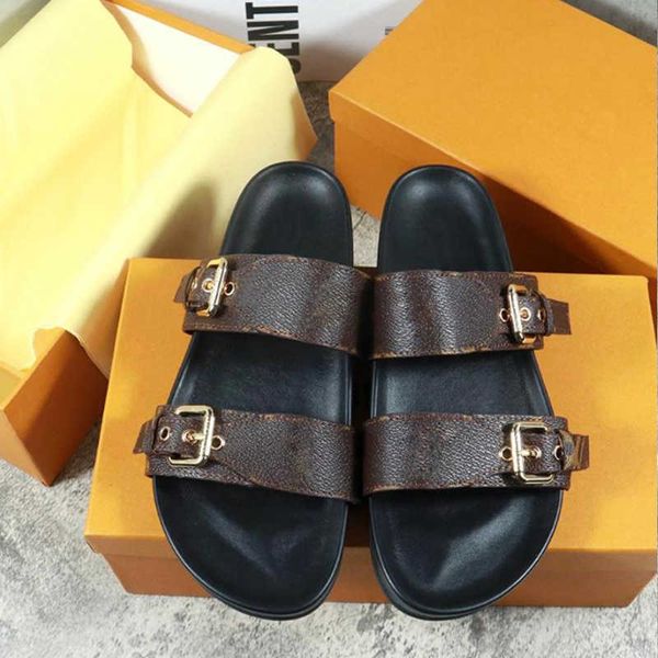 designer sandals bom dia flat mule slide sandal fashion women gold buckles letter print leather summer slippers big size 35-42 no35, Black
designer sandals bom dia flat mule slide sandal fashion women gold buckles letter print leather summer slippers big size 35-42 no35, Black