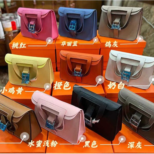 handbags designer her bags fashion luxury brand female togo leather horseshoe buckle briefcase one shoulder messenger elegant classic tote 0
handbags designer her bags fashion luxury brand female togo leather horseshoe buckle briefcase one shoulder messenger elegant classic tote 0