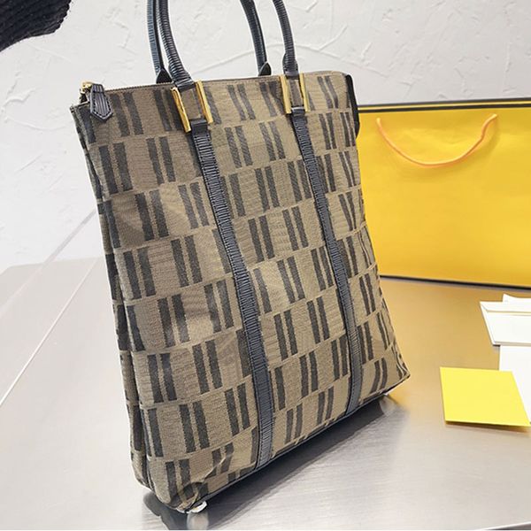 large shopping bag canvas handbag tote bag zipper closure fashion letters high-capacity pocket gold hardware handbags purse
large shopping bag canvas handbag tote bag zipper closure fashion letters high-capacity pocket gold hardware handbags purse
