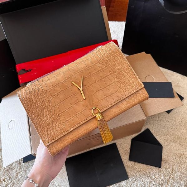 luxurys designers bags fashion flap shoulder bag quilted multiple colors chain leather crossbody handbags purses tote purse hand with box
luxurys designers bags fashion flap shoulder bag quilted multiple colors chain leather crossbody handbags purses tote purse hand with box