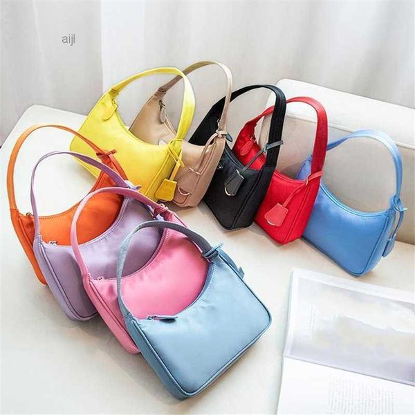 wholesale summer underarm bag luxurys designers bags shoulder handbag messenger women totes fashion vintage handbags printed crossbody
wholesale summer underarm bag luxurys designers bags shoulder handbag messenger women totes fashion vintage handbags printed crossbody