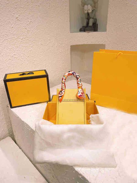 fbag evening bag vintage bucket bags handbags tote classic weavn fashion leather beach clutch travel lady luxurious female wallet 220401
fbag evening bag vintage bucket bags handbags tote classic weavn fashion leather beach clutch travel lady luxurious female wallet 220401