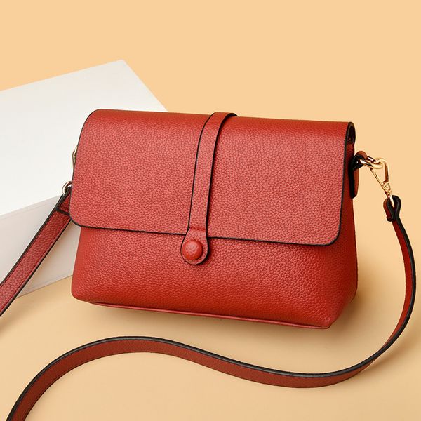 designer bag tote bags fashion simple messenger bag women underarm handbags portable handbag strap square pu crossbody purse shoulder wallet
designer bag tote bags fashion simple messenger bag women underarm handbags portable handbag strap square pu crossbody purse shoulder wallet