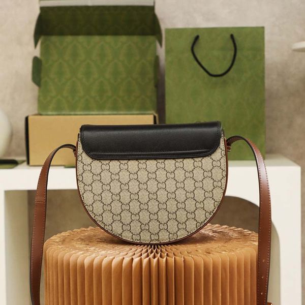 ladies designer bag metal chain clamshell messenger luxurys designers bags cute formal fashion classic flap wallet ladies leather designer c
ladies designer bag metal chain clamshell messenger luxurys designers bags cute formal fashion classic flap wallet ladies leather designer c