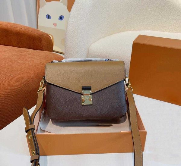 luxury embossing flower designers handbag pochette women messenger bags genuine leather metis elegant womens shoulder crossbody bags fashion
luxury embossing flower designers handbag pochette women messenger bags genuine leather metis elegant womens shoulder crossbody bags fashion