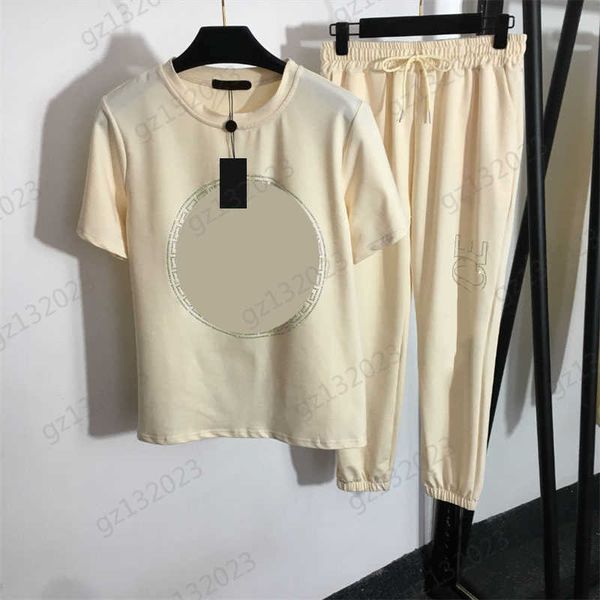 brand two piece pants drill figure printing decoration short sleeve pullover t-shirt match loose casual trousers 3 colors two piece set for, White
brand two piece pants drill figure printing decoration short sleeve pullover t-shirt match loose casual trousers 3 colors two piece set for, White