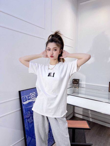 brand casual early spring new fashion simple black and white letter printing casual versatile round neck short sleeve t-shirt
brand casual early spring new fashion simple black and white letter printing casual versatile round neck short sleeve t-shirt