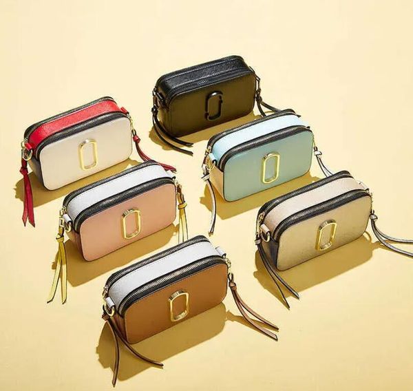 womens solid color bag wide shoulder strap fashion messenger single bags small square camera bag no letters, Red;black
womens solid color bag wide shoulder strap fashion messenger single bags small square camera bag no letters, Red;black
