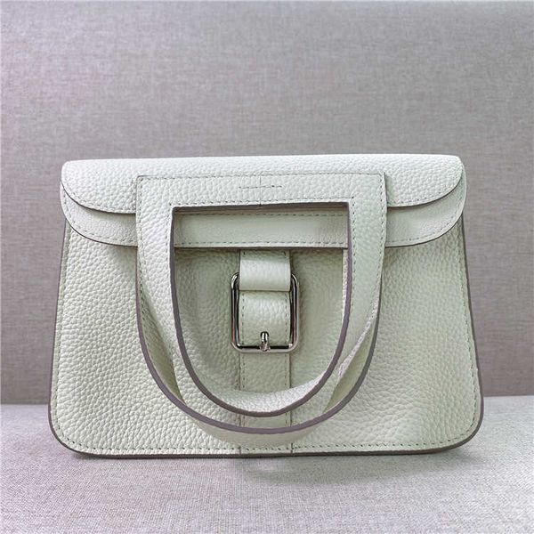 handbags designer her bags fashion luxury brand leather briefcase horseshoe one shoulder handle envelope women elegant classic tote messenge
handbags designer her bags fashion luxury brand leather briefcase horseshoe one shoulder handle envelope women elegant classic tote messenge